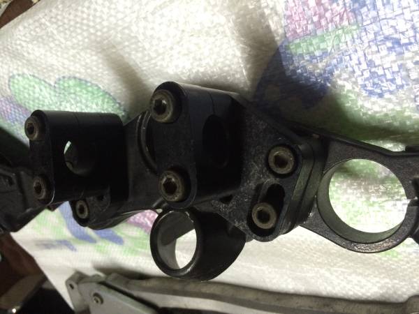 GPZ900R A7~ トップブリッジ　バーハン仕様_2