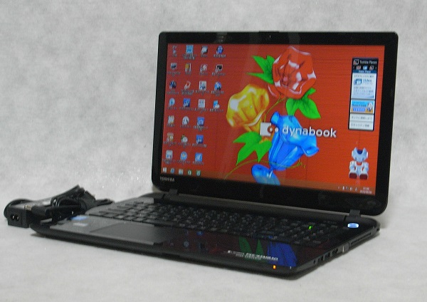 東芝 T55/45MB corei3-4025U メモリ6GB SSD128GB 東芝 dynabook T55