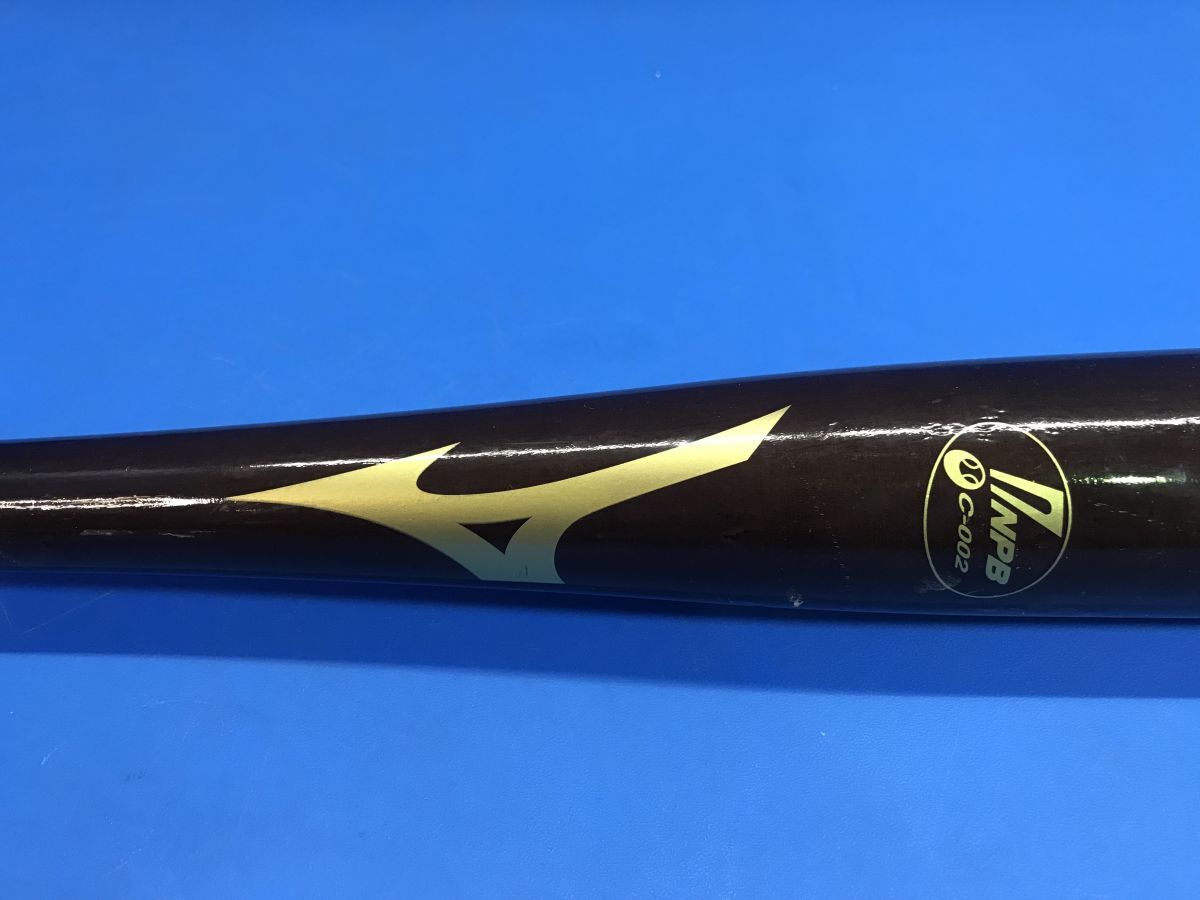 2【 ミズノ / MIZUNO Pro 】木製バット 小久保裕紀 サイン入り 野球