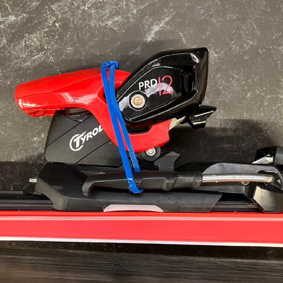 Ogasaka TR IUN スキー板 チロリアビンディング付 伊勢崎店【中古品】gi3-133 オガサカ OGASAKA AG-SR スキー板 165cm
