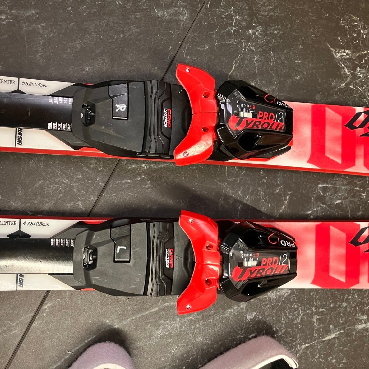 伊勢崎店【中古品】gi3-133 オガサカ OGASAKA AG-SR スキー板 165cm