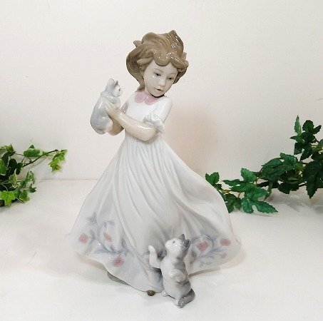 廃盤 2003年限定品□リヤドロ 可愛い猫 磁器人形モデルNo.6941