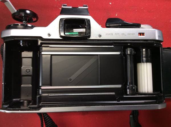 PENTAX ME MF一眼レフカメラ○ジャンク品 Pentax ME , MG ⁄ Ricoh XR-8