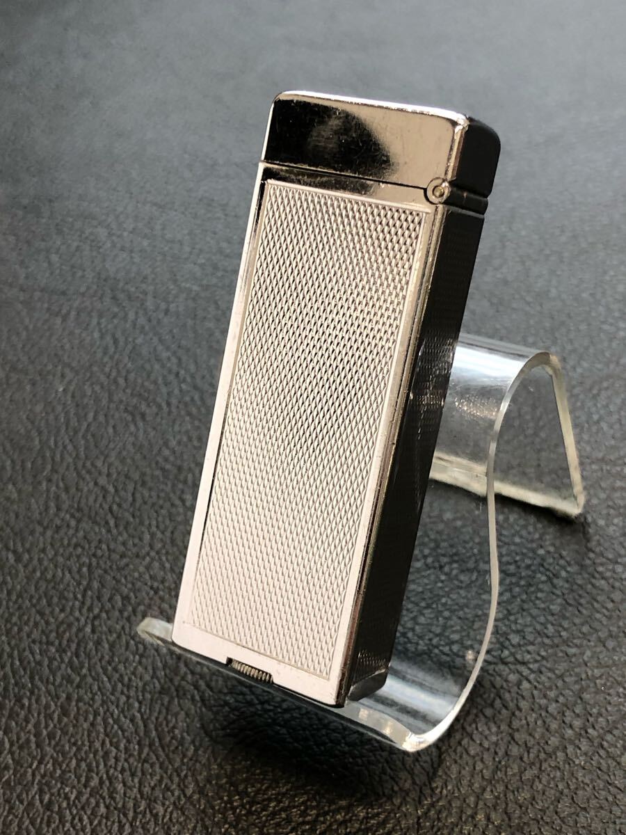 ダンヒルstaring silverオイルライター dunhill ダンヒル オイルライター シルバーカラー ヴィンテージ