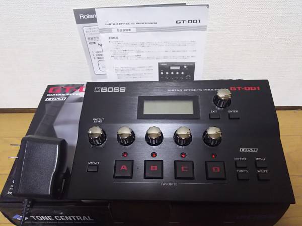 BOSS GT-001 マルチエフェクター　ボス　Roland ローランド
