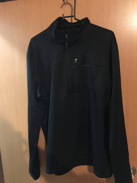 Patagonia パタゴニア　R1 フリース　