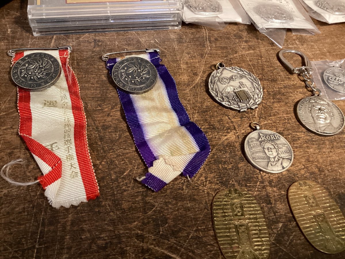 SS-8025□送料込□ メダル まとめて 昭和天皇 国民体育大会 中日新聞