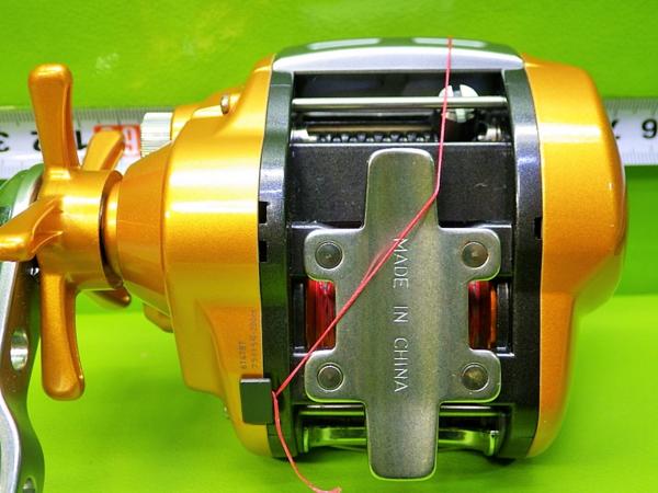 SB8 中古品 ダイワ Daiwa イッツICV 300ソーラー スポーツ、レジャー