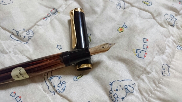 ペリカン 万年筆 14C-585 EF 茶縞 美品