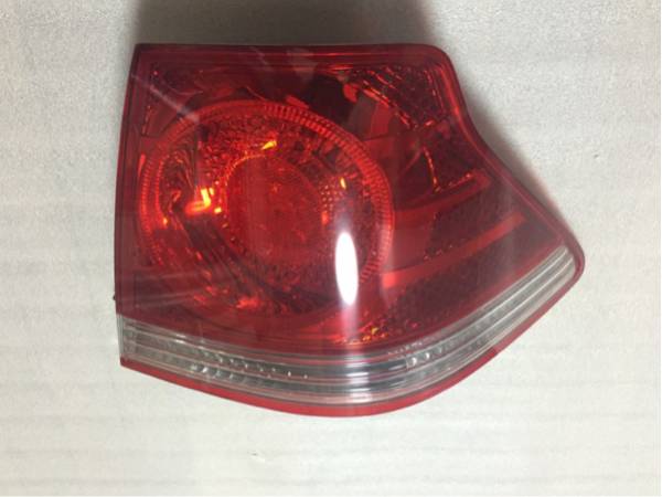 ゼロクラウン 18 テールランプ 右外 アスリート 純正 前期後期 GRS180