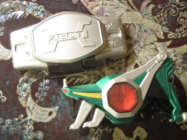 即決送料無料 仮面ライダー カブト DXホッパーゼクター 確認済