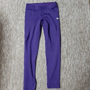 NIKE　ナイキランニング　ジョギング　インナースパッツ　女性用　Sサイズ　 タイツ　ド