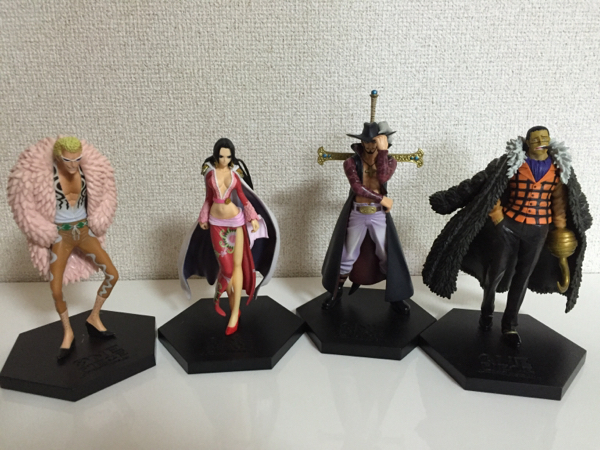 卸売 ワンピース ワールドコレクタブルフィギュア FILM GOLD vol.1