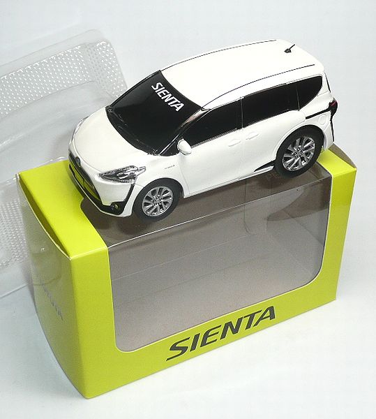 シエンタ トヨタ SIENTA カラーサンプル プルバックカー 即決有 