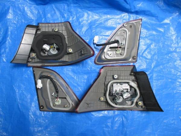 18　ゼロ　クラウン　純正テールライト　4点　前期ロイヤル