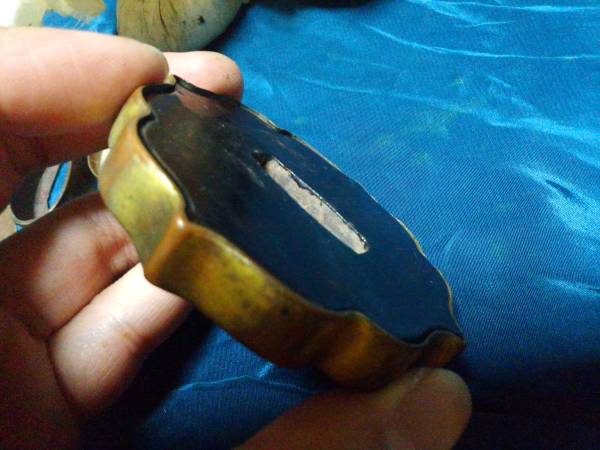 珍品　仁王像の剣の鍔　水牛の角に覆輪　セッパ　武具　仏具　