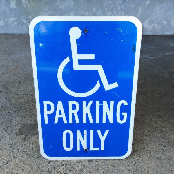 ロードサイン – Outfitters Garage Parking 本物のアメリカンロード 