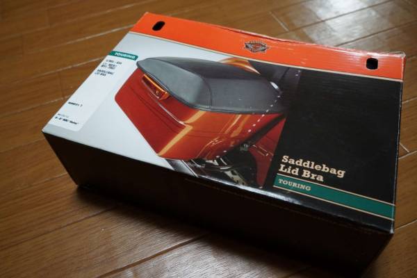 みー 新品ハーレーツーリング純正 サドルバッグリッドブラ57805-03A 57805