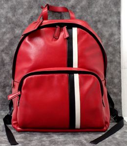 レザー！美品 プラダ 2VZ066 三角ロゴ トライアングルロゴ リュック レッド バックパック