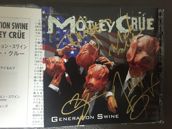 定番人気，爆買い モトリー・クルー /Mtley Crue 直筆サイン入りCD
