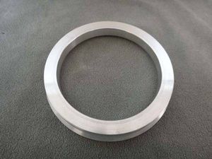 ロリンザなど専用アルミ鍛造製ハブリングAタイプ82.0→66.6ミリ　1枚　特価　少量ですが