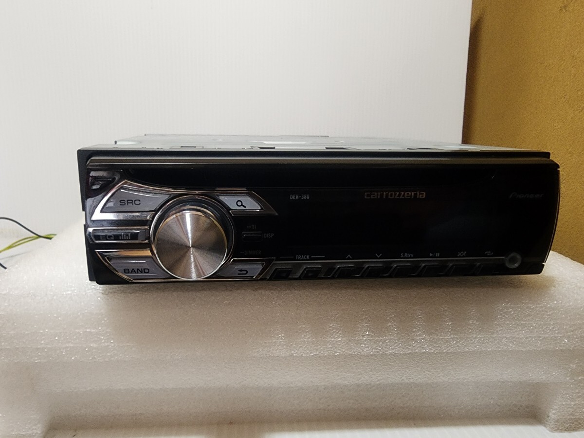 carrozzeria・ DEH-380・ CD・ AUX・ USB・ 1DIN・小物入れサービス【中古品】_2