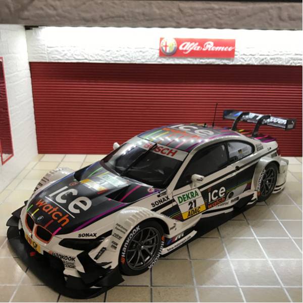 値下げ　1/18 BMW M3 DTM 箱無し 中古 少々難あり