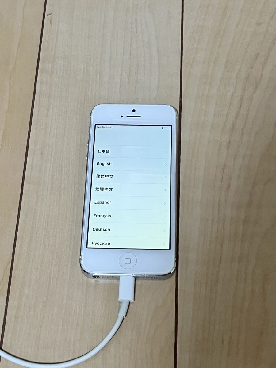 Apple iPhone5 Silver 32GB 本体のみ_1