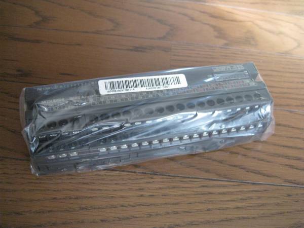 三菱　リモートI/O(AJ65SBTB1-32DT　シーケンサ　MR　新品)
