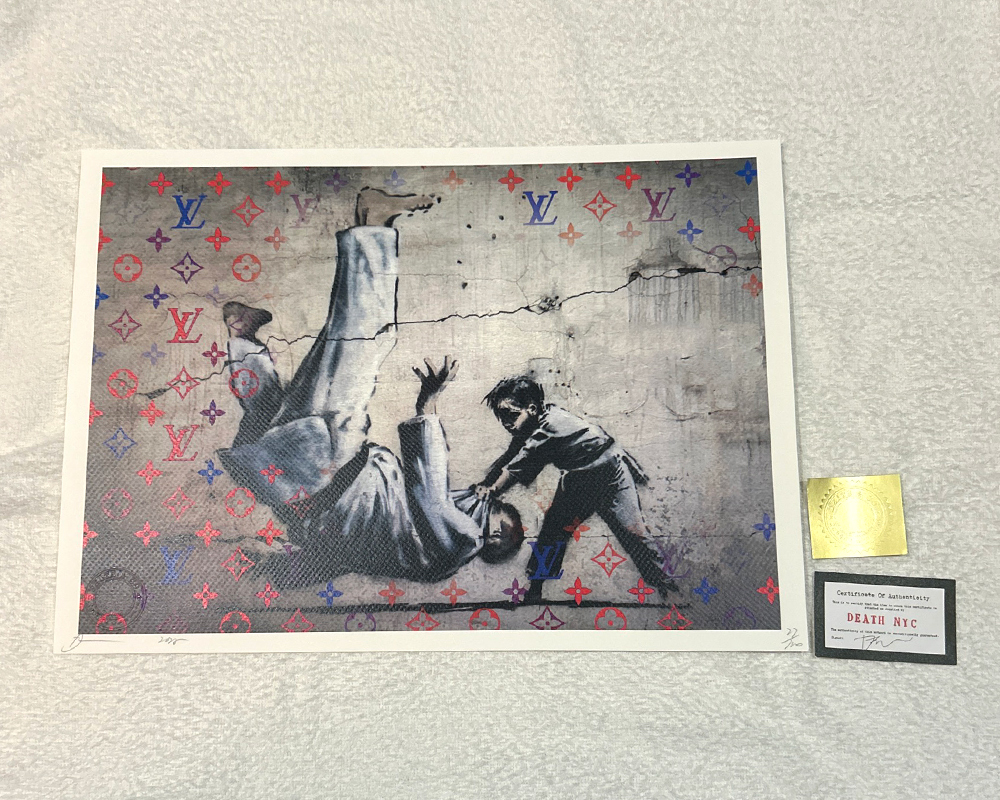 DEATH NYC バンクシー BANKSY「柔道家を投げる子ども」ヴィトン