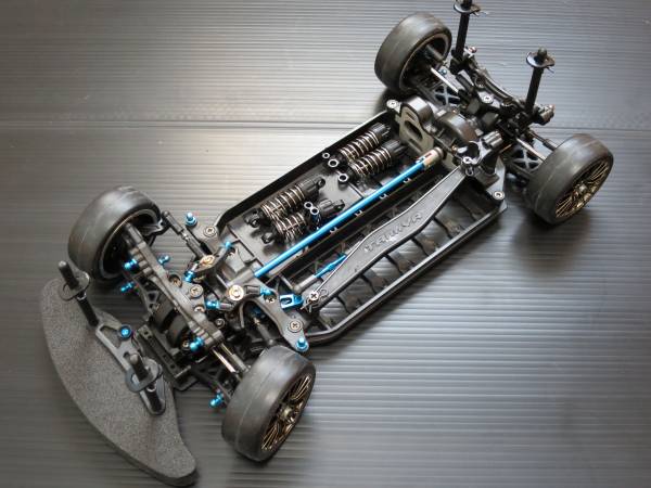 タミヤTAMIYA TB03Dシャーシ 中古品ドリフトにも（TAXVDF） タミヤ 