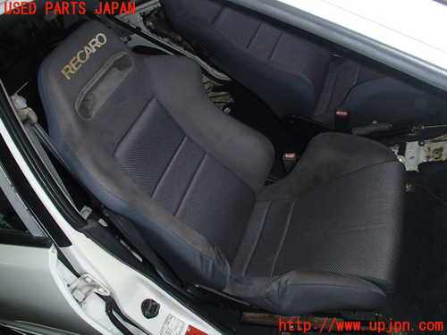 2UPJ-23567035]ランエボ3 エボⅢ GSR(CE9A)運転席シート 中古