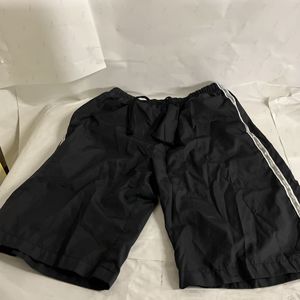 中古エレッセハーフパンツ ブラックMサイズ