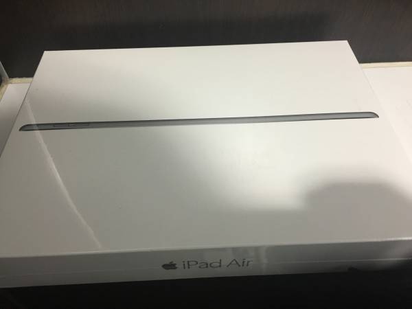 【新品未開封】iPad Air2 32GB Wi-Fiモデル スペースグレイ