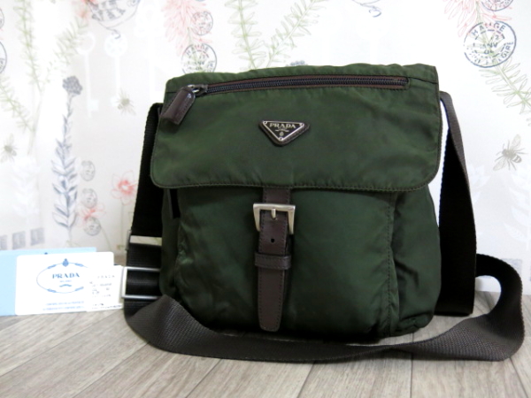 ☆ プラダ ナイロン レザー ショルダーバッグ 緑 カーキ メンズ PRADA 