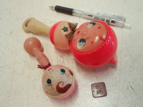 昭和レトロ・セルロイドのガラガラ２種まとめて②