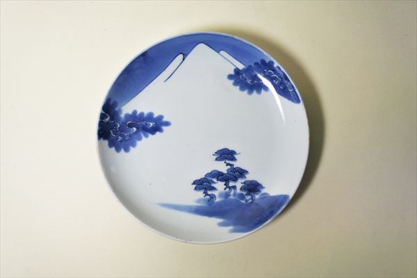 【江戸中期】古伊万里染付富士松図皿（041b）在庫１点