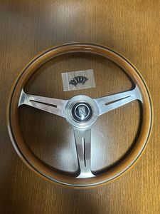 ナルディ 当時物の値段と価格推移は？｜326件の売買データからナルディ