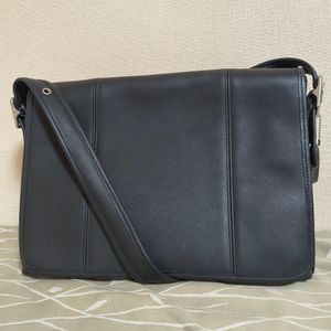1円～ 極美品　Old Coach レザー ブラック メッセンジャーバッグ 9065 大容量
