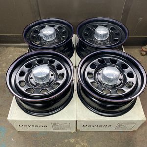 Daytona デイトナ ブラック 16×7J PCD139.7 6穴 35 仮組みのみ ハイエース キャラバン