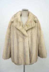 ☆サファイアミンク☆ショートコート☆着丈58cm☆ブローチ付き☆