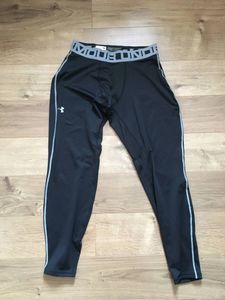 アンダーアーマー インナータイツ　ＬＧサイズ　美品
