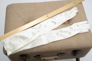 p1282-2　中古!!　　グローブ