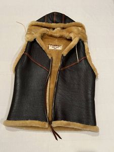 CHAPAL ムートンレザーベスト