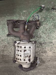 スズキ K6A エキマニ 触媒 85G-C07 素材用