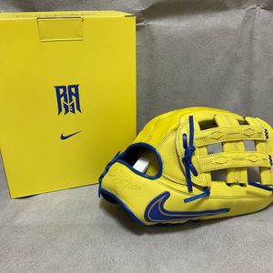 【未使用　タグ付き】 ナイキ　NIKE　ヴェイパーエリート　アクーニャ　Jr　モデル　グロ