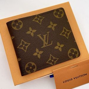 【超極美品】箱、メッセージカード付き！　ルイヴィトン Louis Vuitton モノグラム 札入