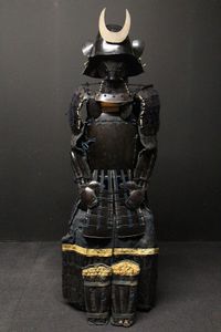 武具 甲冑のYahoo!オークション(旧ヤフオク!)の相場・価格を見る