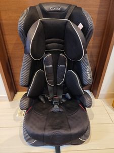 【美品】 コンビ ジョイトリップ チャイルドシート ジュニアシート