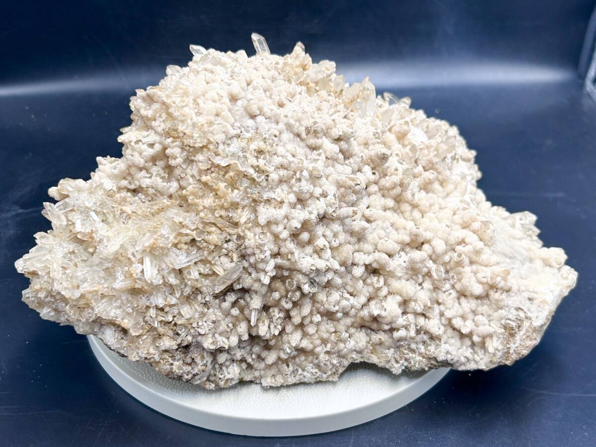 鍾乳石の値段と価格推移は？｜2件の売買データから鍾乳石の価値が